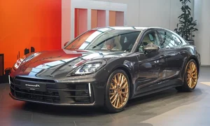 The All-New Porsche Panamera 2024 Arrives in Vietnam: Luxury Meets Performance - image 5