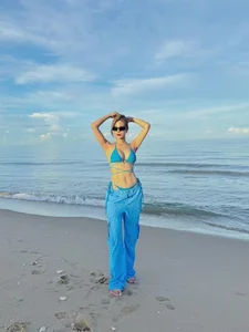 Diep Lam Anh Flaunts Stunning Bikini Body Amid New Relationship Rumors - image 3