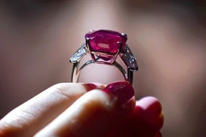 The Fascinating History and Hidden Truths of the World's Most Famous Gemstone - image 14