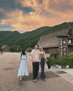 Baifern Pimchanok Enjoys Scenic Family Vacation in Ancient Japan - image 6
