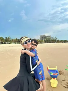 The Contrasting Lives of Two Beauty Queens Named Dang Thu Thao: One Blissful, One Resilient - image 6