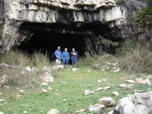 Incredible Archaeological Discovery: Invaluable Treasure Found in Flooded Cave - image 1
