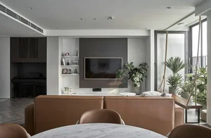 Inside the Sleek 150-Square-Meter Modern Apartment of TV Host Quoc Khanh - image 3