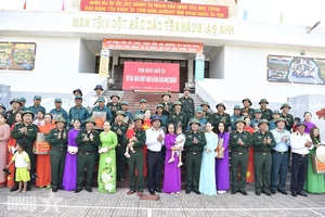 General Staff Delegation Conducts Inspection Visit to Truong Sa Archipelago and DK1 Rigs - image 9