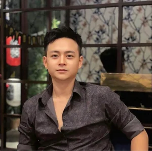 Meet the Handsome VTV Anchor with an Elite Background and His Stunning Long-Term Girlfriend - image 4