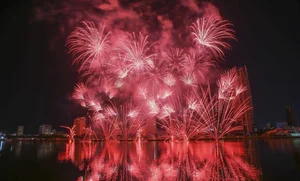 Discover the Magic of the Da Nang International Fireworks Festival: What to Expect This Year - image 8