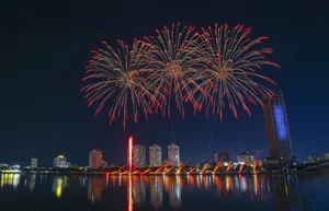 Discover the Magic of the Da Nang International Fireworks Festival: What to Expect This Year - image 3
