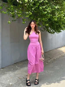 Miss Vietnam's Daughter Praised for Elegant and Humble Style - image 3