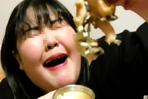 Tragedy Strikes Chinese Livestreaming Community After Mukbang Star Passes Away - image 7