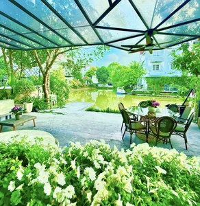 Inside the Flower-Filled Villa of the 'Richest Actress in Northern Vietnam' - image 2