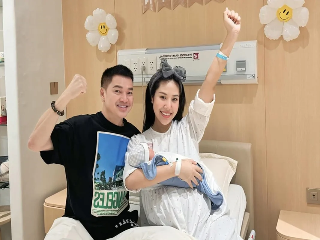 The Stunning Daughters of Comedian Quang Minh Choosing Private Lives Over Showbiz