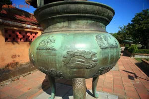Exquisite Ancient Vietnamese Bronze Artifacts: A Journey Through National History - image 3