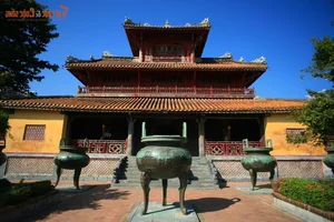 Exquisite Ancient Vietnamese Bronze Artifacts: A Journey Through National History - image 6