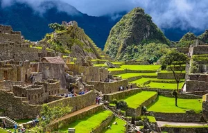 Unveiling the Secrets of Machu Picchu: The Lost City of the Incas - image 7
