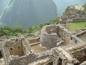 Unveiling the Secrets of Machu Picchu: The Lost City of the Incas - image 6