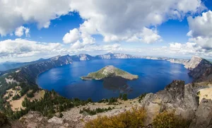 Top 10 Most Mysterious and Unusual Lakes on Earth - image 5