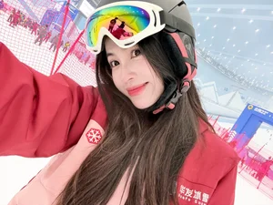 Viral VTV Cameraman Captures Stunning Fans: The Internet's Most Searched Girls Revealed - image 9