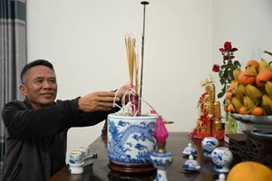 The Sacred Fire Ritual: Discovering Vietnam’s Unique New Year Custom of Taking Red - image 6