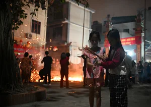 The Sacred Fire Ritual: Discovering Vietnam’s Unique New Year Custom of Taking Red - image 5