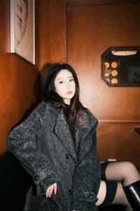 Minimalist Elegance in YiTuYu Art Language Vol.6424 Featuring Gnuu - image 4