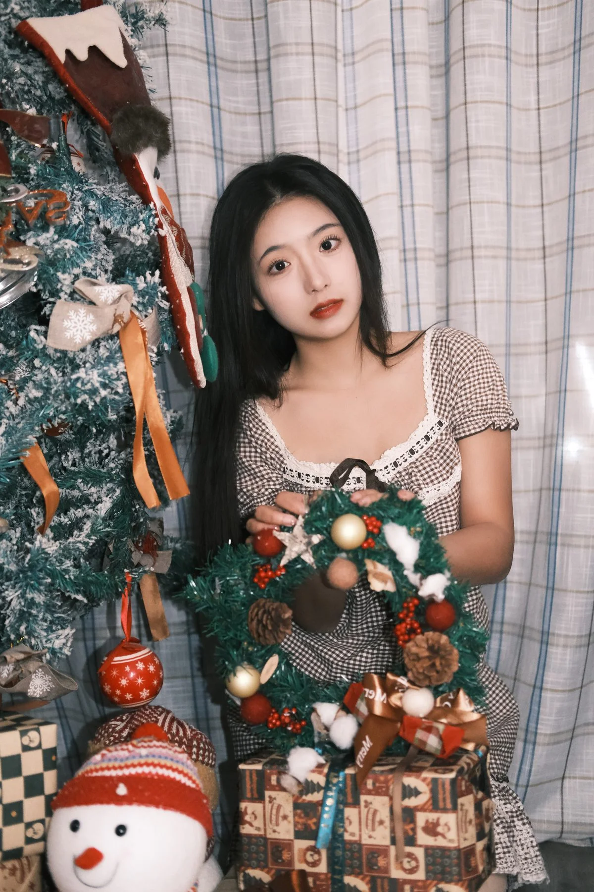 Artistic Portraits of Mu You: YiTuYu Art Language Vol.6176 Collection