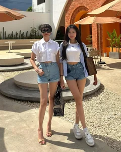 Doãn Hải My Spotted with Her Mother Amidst Recent Social Media Rumors - image 0
