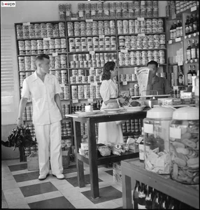 Rare Historical Photos: The Iconic Vien Dong Department Store of Old Saigon - image 2