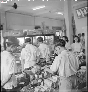 Rare Historical Photos: The Iconic Vien Dong Department Store of Old Saigon - image 6