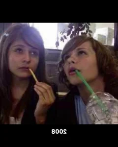 Best Friends of 18 Years Recreate Childhood Photo with Surprising Results - image 4
