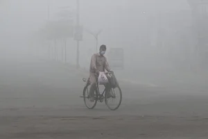 Pakistan's Record-Breaking Pollution Crisis: A Humanitarian and Environmental Struggle - image 2