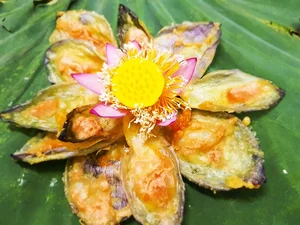 10 Exquisite Edible Flower Dishes That Taste as Good as They Look - image 4