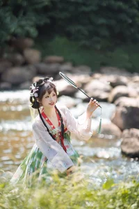 Artistic Excellence: YiTuYu Art Language Vol.4727 Wu Li Huan Huan - image 1