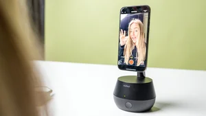 12 Mind-Blowing Features of the World Smartest Smartphone Stand - image 10