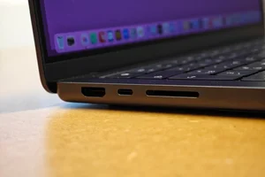 MacBook Pro M4 Review: Powerful Performance with Incremental Design Updates for Professionals - image 0