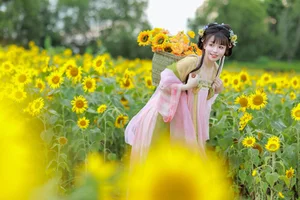 YiTuYu Art Language Vol.9686 Lin Lin: Exquisite Portrait Photography Portfolio - image 0