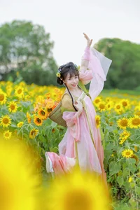 YiTuYu Art Language Vol.9686 Lin Lin: Exquisite Portrait Photography Portfolio - image 1