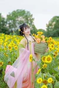 YiTuYu Art Language Vol.9686 Lin Lin: Exquisite Portrait Photography Portfolio - image 8