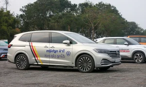 Experience the Thrill: 40 New Eco-Friendly Models Available for Test Driving at Vietnam Sustainable Car Exhibition 2024 - image 7