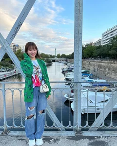 Hari Won Smart Fashion Styling Tips to Look Youthful and Elegant - image 4