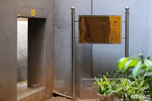 Rare Images of 130-Year-Old Secret Bunker Near Hoan Kiem Lake - image 6