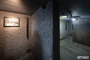 Rare Images of 130-Year-Old Secret Bunker Near Hoan Kiem Lake - image 10
