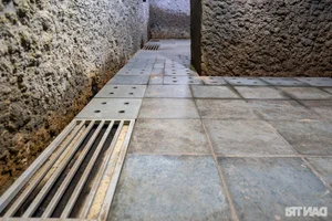 Rare Images of 130-Year-Old Secret Bunker Near Hoan Kiem Lake - image 12
