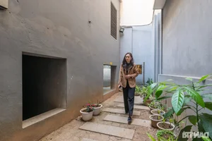 Rare Images of 130-Year-Old Secret Bunker Near Hoan Kiem Lake - image 0