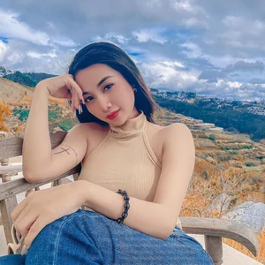 Capturing the Elegant and Youthful Beauty of Ha Tieu Nghi - image 9