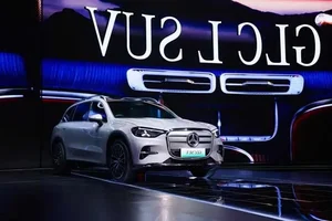 Mercedes-Benz Recalls 2,700 Luxury Vehicles Over Critical Wheel Detachment Risk - image 0
