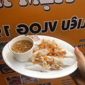 8 Must-Try Street Foods and Snacks in Quang Ninh - image 0