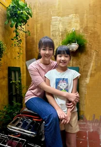Vietnamese Showbiz Updates: NSND Cong Ly’s Son Debuts and Do My Linh’s Family Joy - image 4