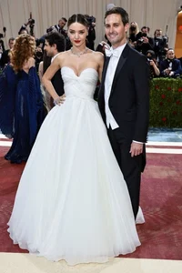 Miranda Kerr Welcomes Fourth Pregnancy: Embracing Motherhood and Defying Critics - image 2