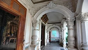 Inside the Magnificent 2,000m2 Ancient Mansion of a Famous Mekong Delta Rice Tycoon - image 4