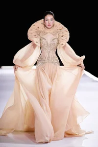 Stunning Photos of Miss International Queen Huong Giang in Elegant Bridal Fashion - image 18
